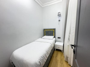Sisli Holiday 4412